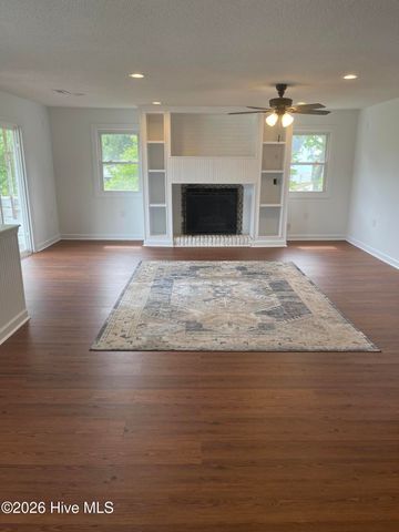 113 SW 23rd Street, Oak Island, NC 28465