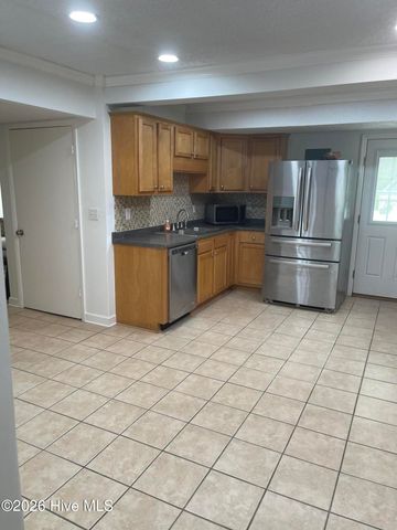 113 SW 23rd Street, Oak Island, NC 28465