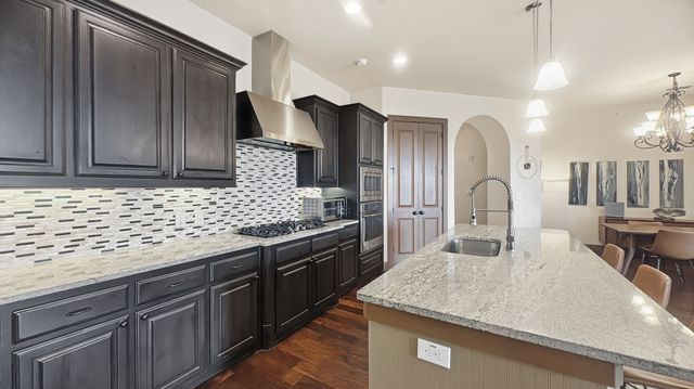 545 Via Amalfi 407, Irving, TX 75039