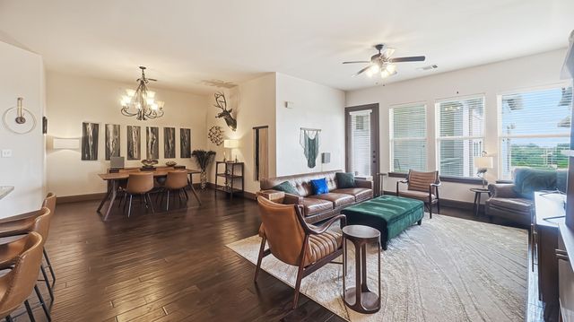 545 Via Amalfi 407, Irving, TX 75039