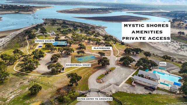 949 Mystic Parkway, Spring Branch, TX 78070