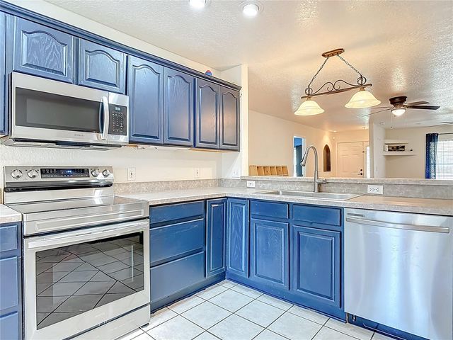 111 COLOMBA ROAD, Debary, FL 32713