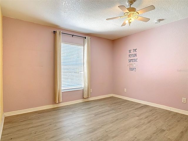 111 COLOMBA ROAD, Debary, FL 32713