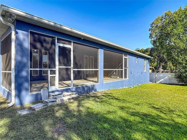 111 COLOMBA ROAD, Debary, FL 32713