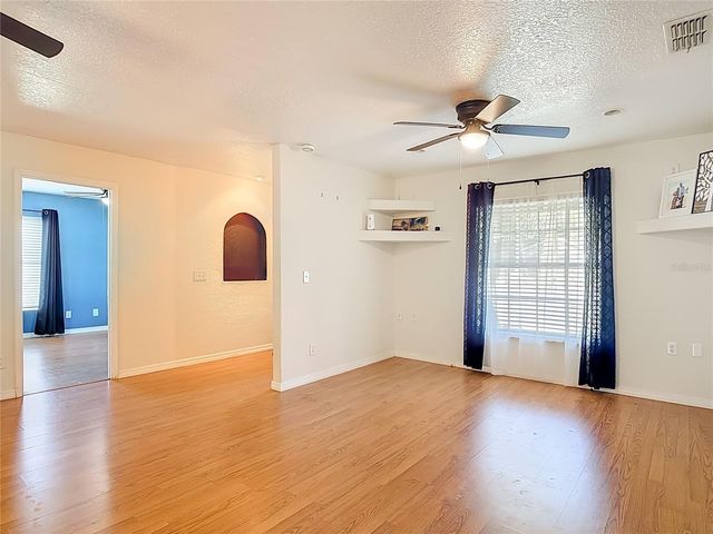 111 COLOMBA ROAD, Debary, FL 32713