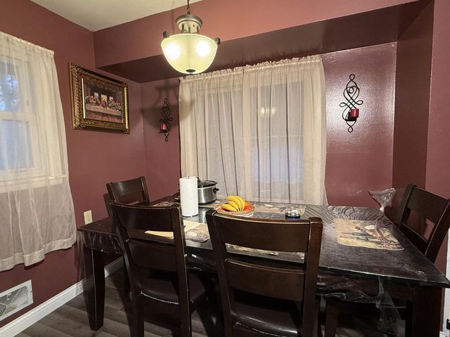 313 W Van Norman AVENUE, Milwaukee, WI 53207