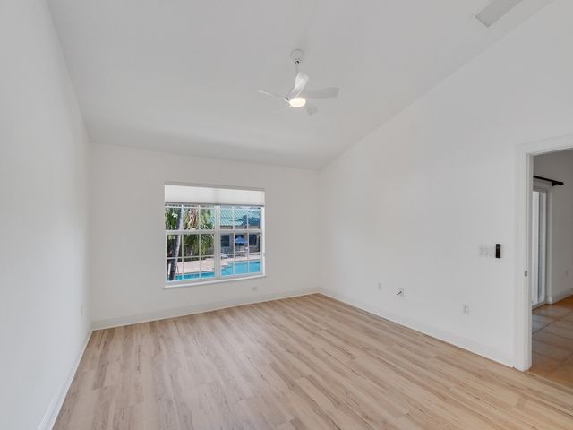 4350 Doubles Alley Drive 203, Vero Beach, FL 32967