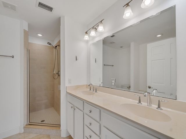 4350 Doubles Alley Drive 203, Vero Beach, FL 32967