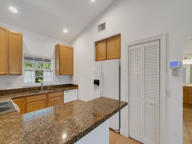 4350 Doubles Alley Drive 203, Vero Beach, FL 32967