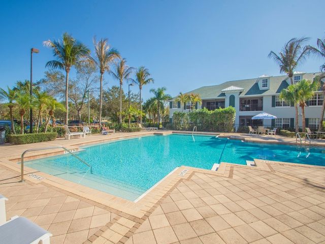 4350 Doubles Alley Drive 203, Vero Beach, FL 32967