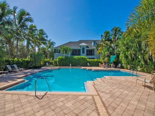 4350 Doubles Alley Drive 203, Vero Beach, FL 32967