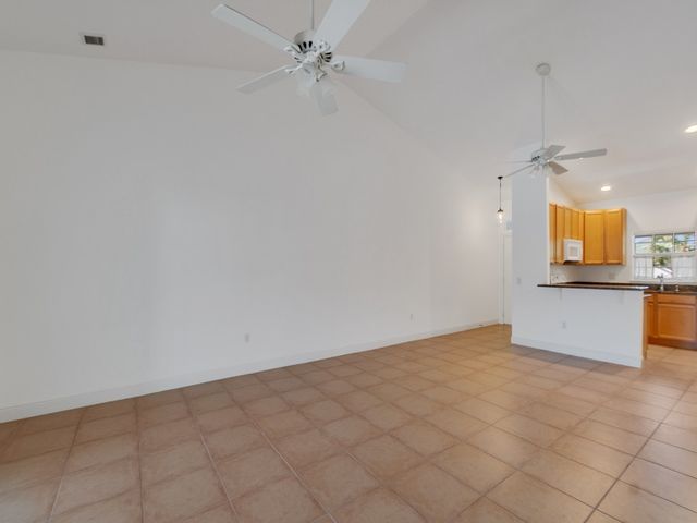 4350 Doubles Alley Drive 203, Vero Beach, FL 32967