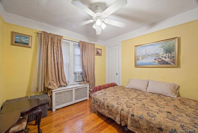 3181 Waterbury Avenue, Bronx, NY 10465