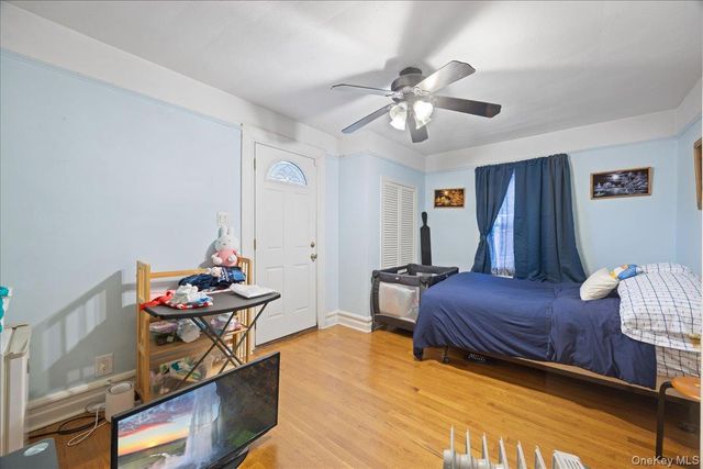 3181 Waterbury Avenue, Bronx, NY 10465
