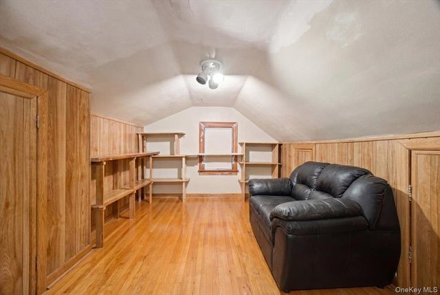 3181 Waterbury Avenue, Bronx, NY 10465