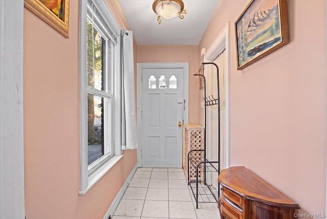 3181 Waterbury Avenue, Bronx, NY 10465