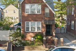 3181 Waterbury Avenue, Bronx, NY 10465