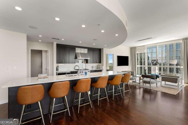 3325 PIEDMONT Road NE 2006, Atlanta, GA 30305