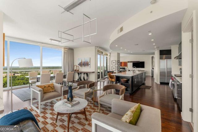 3325 PIEDMONT Road NE 2006, Atlanta, GA 30305