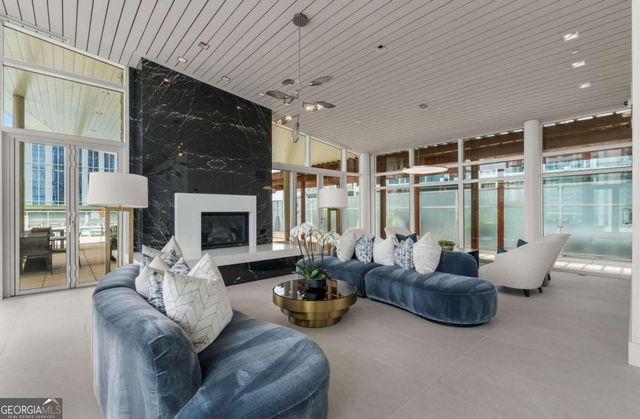 3325 PIEDMONT Road NE 2006, Atlanta, GA 30305