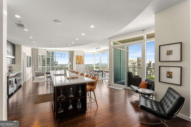 3325 PIEDMONT Road NE 2006, Atlanta, GA 30305