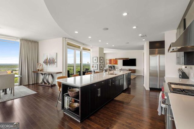 3325 PIEDMONT Road NE 2006, Atlanta, GA 30305