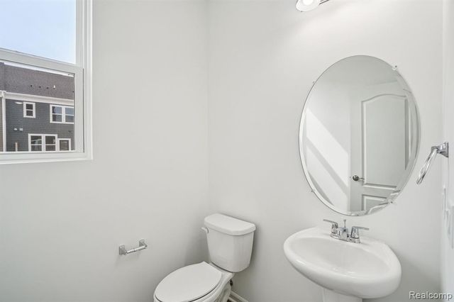 42819 Atwood Avenue, Novi, MI 48375