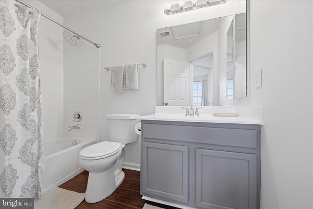 563 LORD FAIRFAX ST, Charles Town, WV 25414