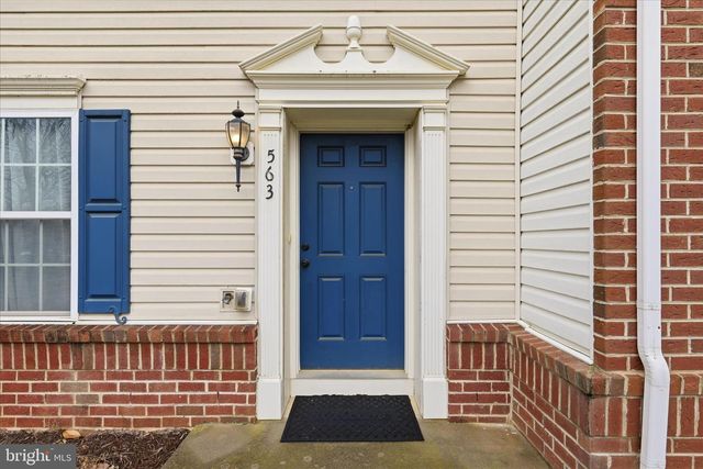 563 LORD FAIRFAX ST, Charles Town, WV 25414