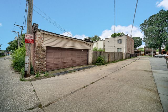 7129 S Prairie Avenue, Chicago, IL 60619