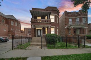 7129 S Prairie Avenue, Chicago, IL 60619