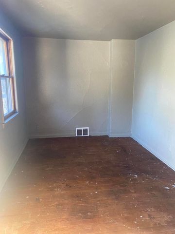 1238 N Ontario Street, Toledo, OH 43604