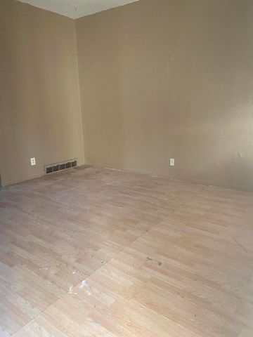 1238 N Ontario Street, Toledo, OH 43604