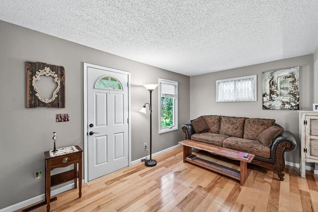 7011 Pleasant View Drive, Mounds View, MN 55112