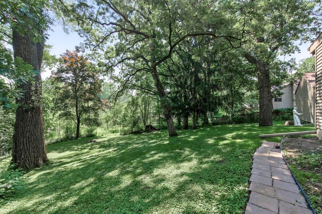 7011 Pleasant View Drive, Mounds View, MN 55112