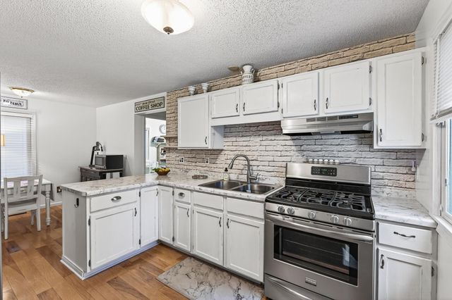 7011 Pleasant View Drive, Mounds View, MN 55112