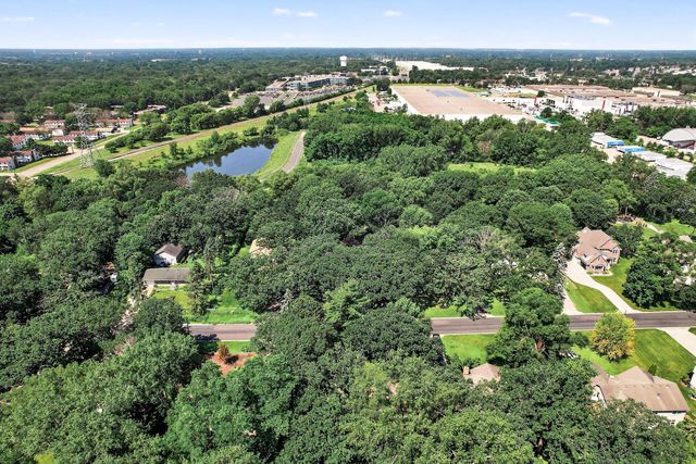 7011 Pleasant View Drive, Mounds View, MN 55112