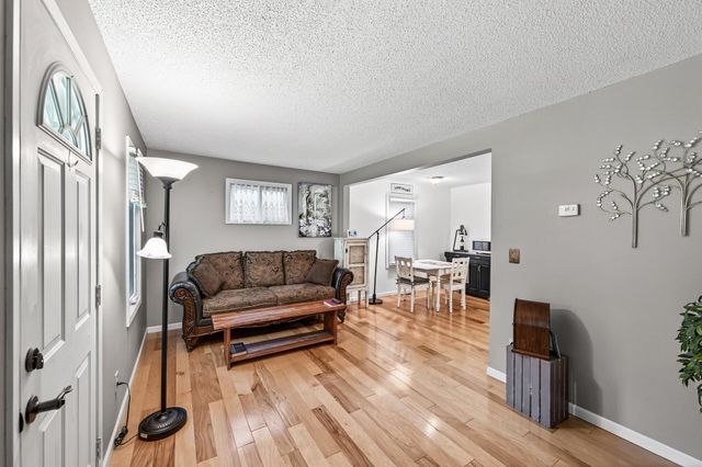 7011 Pleasant View Drive, Mounds View, MN 55112