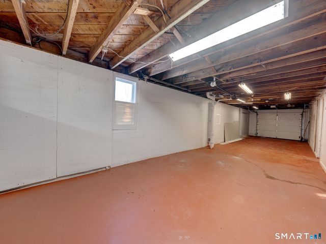 110 Greenwood Drive, Manchester, CT 06042