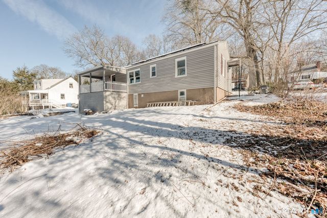 110 Greenwood Drive, Manchester, CT 06042