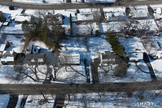 110 Greenwood Drive, Manchester, CT 06042