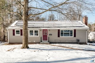 110 Greenwood Drive, Manchester, CT 06042