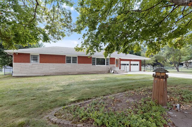 128 Schirmer Parkway, Buchanan City, MI 49107