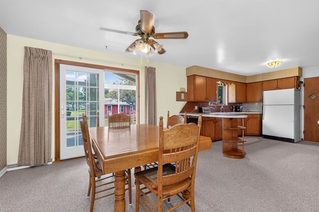 128 Schirmer Parkway, Buchanan City, MI 49107