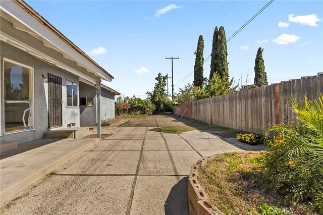 2106 W Forest, Anaheim, CA 92804