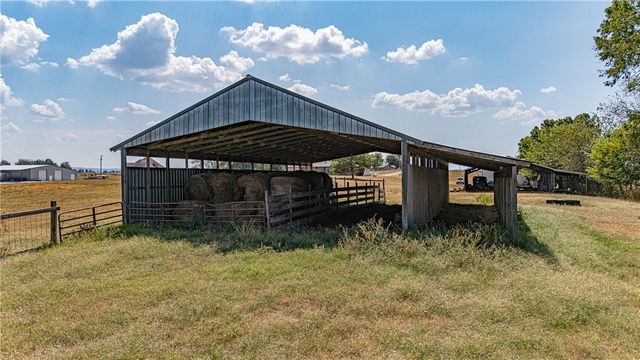 16146 Bethel Blacktop Road, Prairie Grove, AR 72753