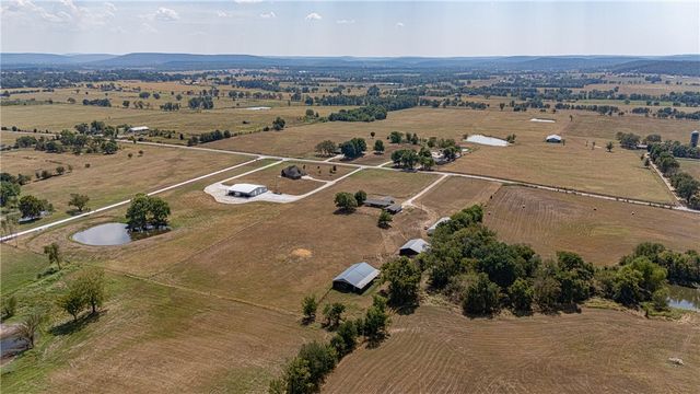 16146 Bethel Blacktop Road, Prairie Grove, AR 72753