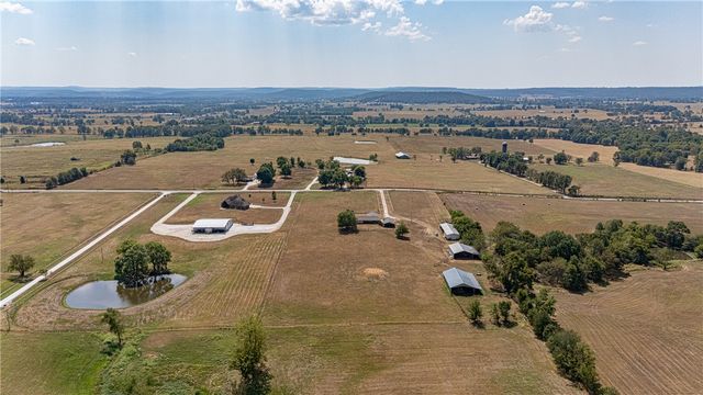 16146 Bethel Blacktop Road, Prairie Grove, AR 72753