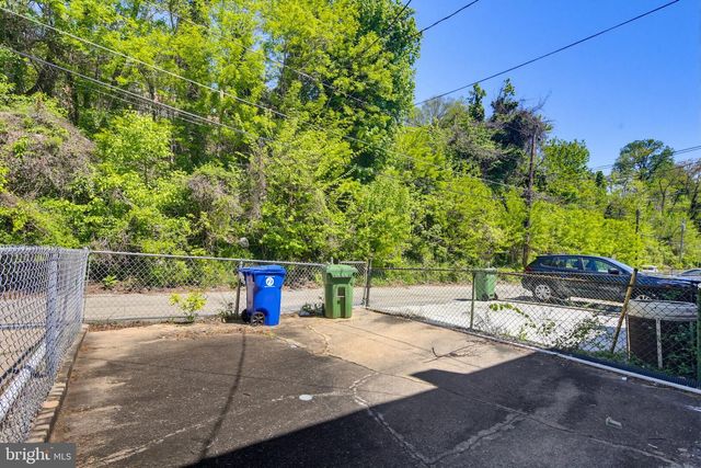 2444 W COLD SPRING LN, Baltimore, MD 21215