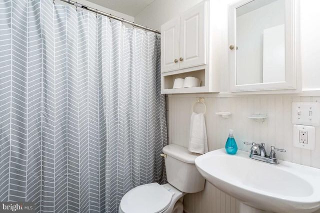 437 JOANS QUADRANGLE RD, Front Royal, VA 22630